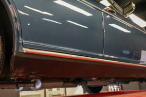 Image 45/48 of Rolls-Royce Silver Spirit (1983)