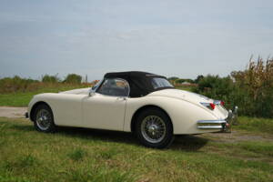 Immagine 25/58 di Jaguar XK 150 3.4 S OTS (1958)