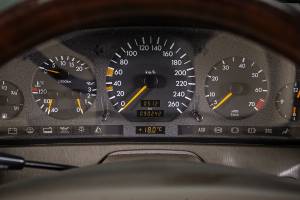 Immagine 29/38 di Mercedes-Benz SL 320 (1997)