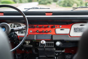 Image 37/44 de Toyota Land Cruiser FJ 40 (1979)