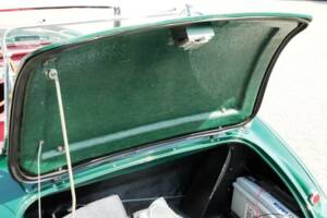 Image 31/40 of Austin-Healey 3000 Mk II (BT7) (1961)