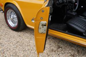 Image 49/50 of Triumph TR 6 (1971)