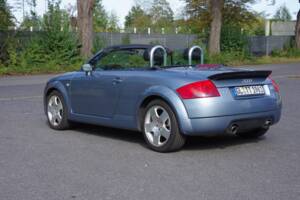Image 7/20 de Audi TT 3.2 quattro (2004)