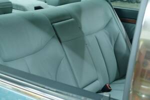 Bild 26/50 von Mercedes-Benz 300 SE (1991)