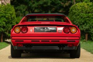 Afbeelding 16/50 van Ferrari 208 GTB Turbo (1987)