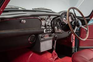 Image 21/23 de Aston Martin DB 4 Vantage (1962)