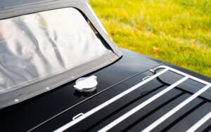 Immagine 15/36 di Triumph TR 6 (1974)