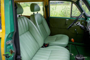Image 14/43 of Morris Minor 1000 Traveller (1965)