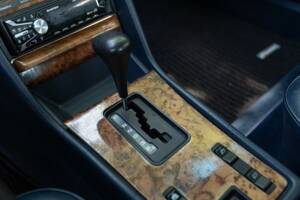 Afbeelding 41/50 van Mercedes-Benz 380 SEC (1982)