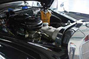 Image 43/50 de Mercedes-Benz 300 c (1956)