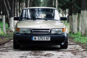 Image 49/50 of Saab 900 (1992)