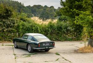 Bild 38/50 von Aston Martin DB 6 Vantage (1967)
