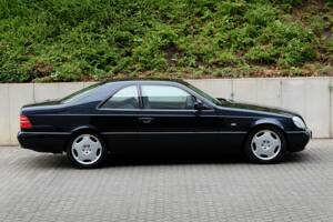 Image 7/70 de Mercedes-Benz CL 500 (1997)