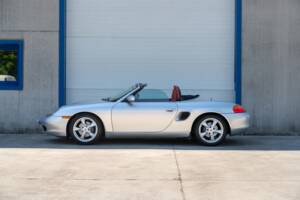 Image 21/73 of Porsche Boxster (2001)