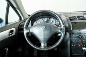 Bild 8/45 von Peugeot 407 3.0i V6 (2006)