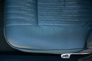Image 44/50 of Jaguar XJ 6 4.2 (1970)