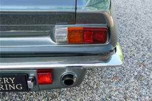 Image 35/50 of Aston Martin V8 (1980)