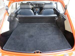 Image 13/18 of MG MGB GT (1972)