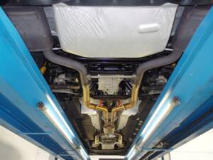 Image 85/98 of Maserati GranTurismo 4.2 (2008)