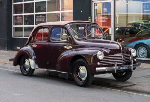 Immagine 7/33 di Renault 4 CV Décapotable (1951)