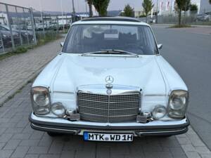 Image 8/8 de Mercedes-Benz 200 D (1970)
