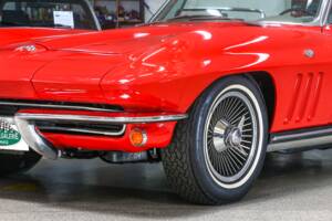 Bild 7/23 von Chevrolet Corvette Sting Ray Convertible (1965)