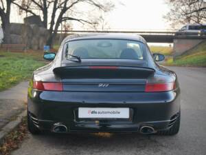 Bild 12/32 von Porsche 911 Turbo (WLS) (2004)
