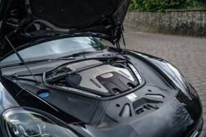 Image 10/11 of Porsche Panamera GTS (2018)