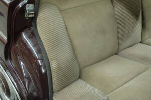Image 48/50 of Mercedes-Benz 300 SE lang (1965)