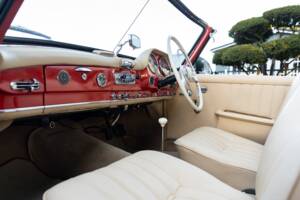 Image 43/43 of Mercedes-Benz 190 SL (1959)
