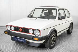 Bild 17/50 von Volkswagen Golf I GTI 1.8 (1983)