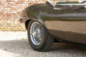 Image 27/50 de Jaguar Type E V12 (1973)