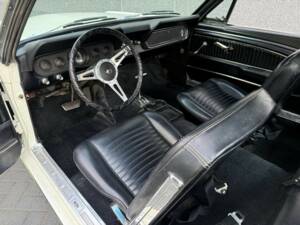 Image 21/40 of Ford Shelby GT 350 (1966)