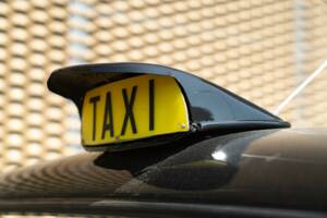 Image 36/36 of Austin FX 4 D London Taxi (1961)