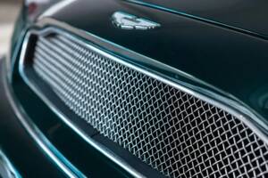 Image 28/37 of Aston Martin V8 Coupé (1999)