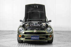 Image 37/50 of MG RV8 (1991)