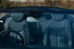 Image 26/50 of Mercedes-Benz SL 350 (2004)