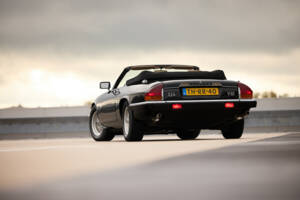 Image 29/37 de Jaguar XJ-S Convertible (1989)