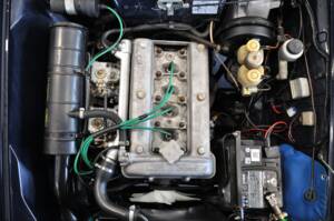 Bild 31/33 von Alfa Romeo Giulia 1300 GT Junior (1971)