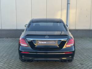 Bild 12/47 von Mercedes-Benz AMG E 63 S 4MATIC+ (2018)