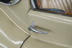 Image 23/50 de Jaguar XK 120 DHC (1953)