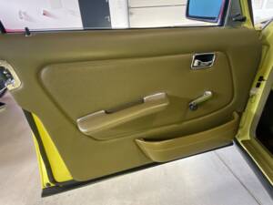 Bild 13/71 von Mercedes-Benz 250 (1979)