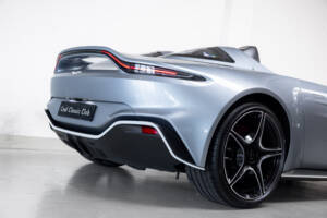 Bild 38/47 von Aston Martin V12 Speedster (2021)