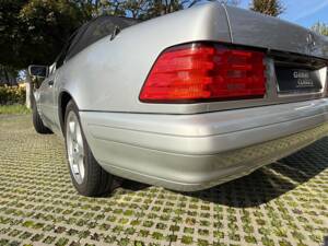 Image 8/29 de Mercedes-Benz SL 280 (1996)