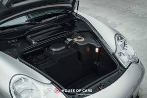 Bild 12/22 von Porsche 911 Carrera 4S (2003)