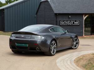 Bild 76/79 von Aston Martin V12 Vantage (2011)