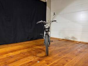 Image 2/20 de Puch MV50 (1972)
