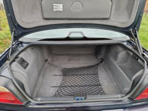 Image 34/58 of BMW 750i (1997)