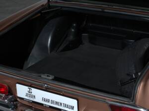 Image 28/57 of Mercedes-Benz 280 SE 3,5 (1971)