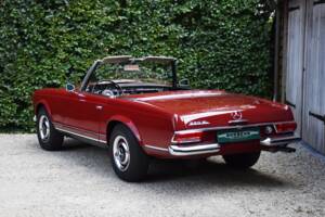 Image 8/45 de Mercedes-Benz 230 SL (1964)